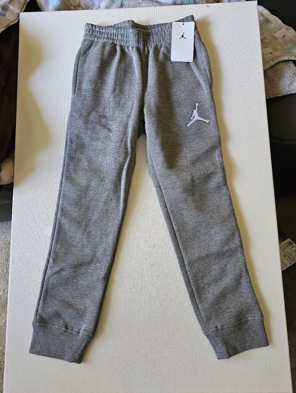 Jordan Gray Boys' Fleece Joggers with White Jumpman Small Grey